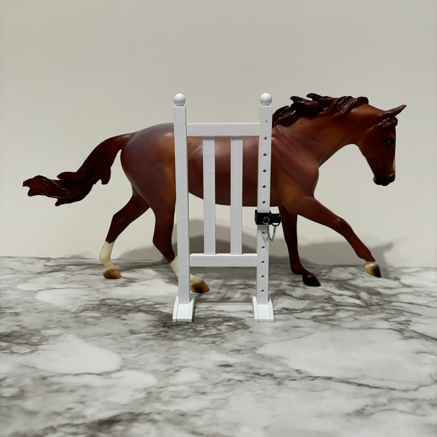 Straight Standards (Set of 2, White)